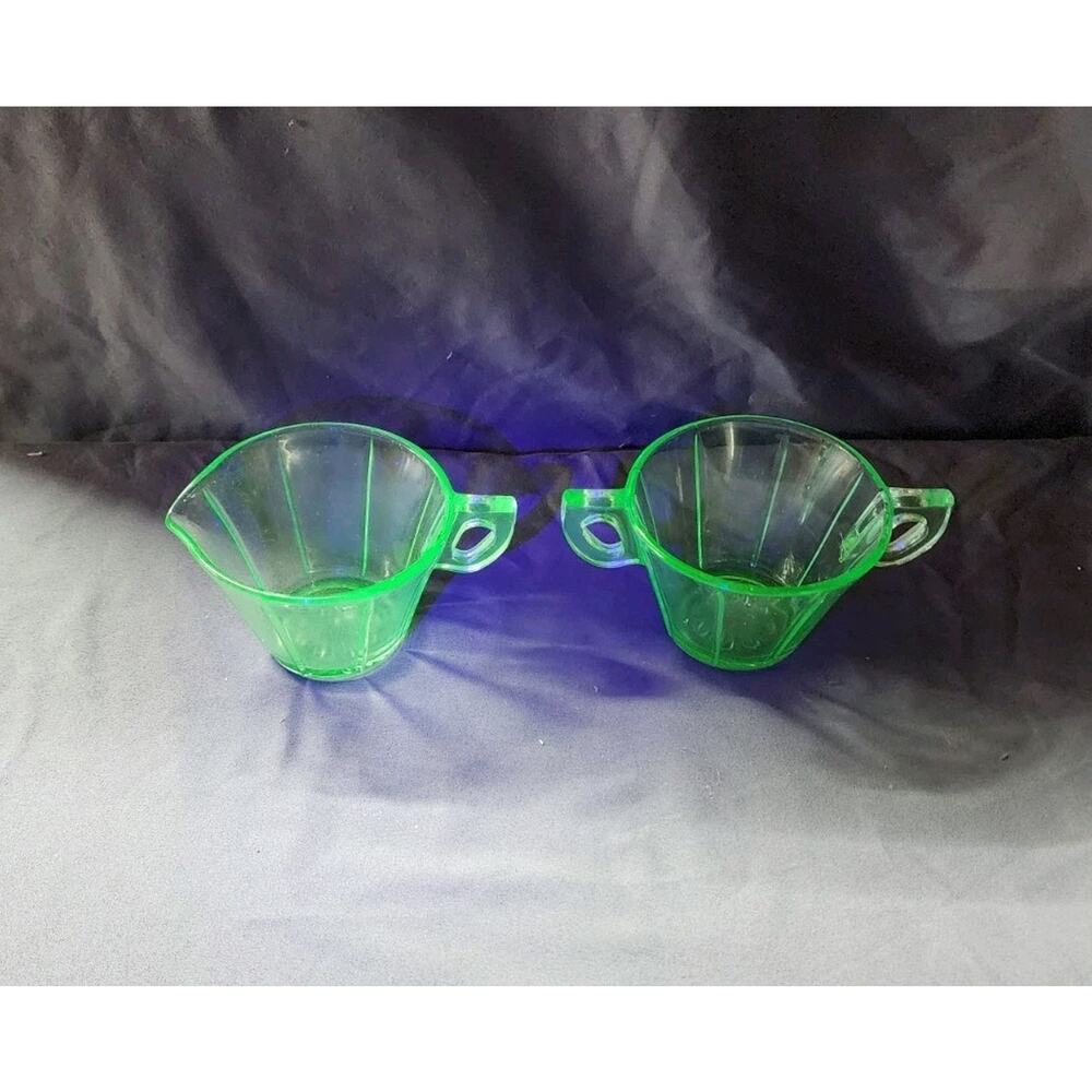 Vaseline - Uranium Glass Creamer & Sugar Bowl Art Deco Style 1930s Excellent!